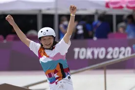 这个奥运大家庭的新项目，刚刚迎来年仅13岁的少女冠军图片