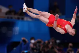 真·神仙打架！中国男子体操遗憾获得铜牌，只差金牌0.606分图片