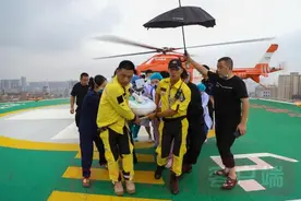 绝境重生——郑州“7·20”暴雨受困患者大转移纪实图片