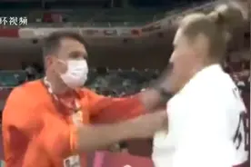 揪衣领、扇耳光！德国柔道教练激励爱徒视频火了，运动员本人回应图片