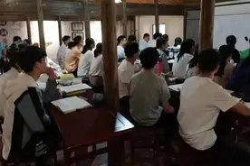 金华查处两起教师暑期违规补课，三名教师被处理并调离原校图片