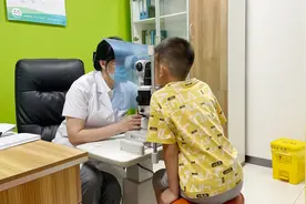 暑假谨防孩子近视急速加深，近视防控专家来支招图片