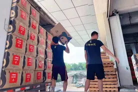 东莞樟木头：“小猪班纳”向河南捐赠一千余万元爱心物资图片