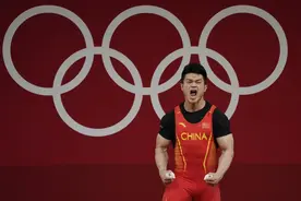 开把定冠军！石智勇夺得男子举重73公斤级金牌图片