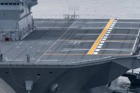 日本“出云”号完成航母化第一阶段改装，如何部署F-35引关注图片