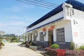 崇阳县青山镇水库村移民 日子越过越红火图片