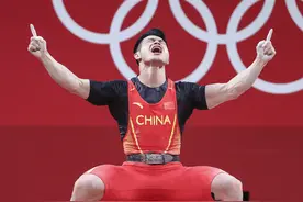 石智勇夺冠后向未婚妻表白：等我回家娶你图片