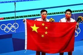 东京奥运会跳水男子双人3米板：王宗源/谢思埸夺冠图片