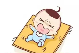 宝宝睡觉总醒怎么办？用这几招治治“睡渣”图片