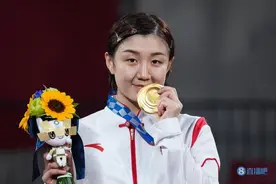 陈梦：表哥黄晓明赛前发消息鼓励我 回去得聚聚图片