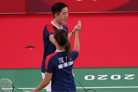 羽毛球——渡边勇大/东野有纱获混双季军图片