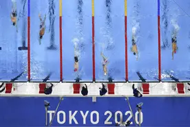 游泳——男子200米个人混合泳：汪顺夺冠图片