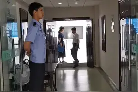 31万余名浙江高考生已被录取 天目新闻记者探访录检现场视频封面