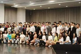 上海歌舞团迎来55位高颜值“外援”，他们如何在两个月内“脱胎换骨”？图片