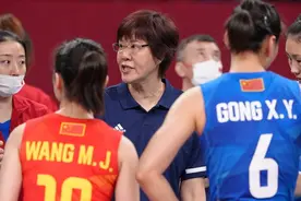 人才断档，中国女排从巅峰急跌；信心未失，女排精神从不过时图片