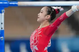 瞰奥·战况 | 中国体操女队失去高低杠优势 无缘领奖台图片