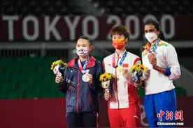 陈雨菲胜戴资颖 羽毛球女单夺金图片