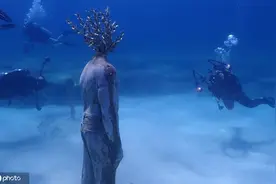 开启海底酷炫观展模式！塞浦路斯水下雕塑博物馆揭幕图片