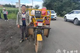 男子喝“早酒”驾车上路，却没想到民警这么早就在路上“等候”图片