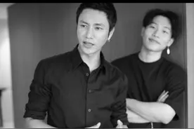 陈坤晒父子同框合影 深情表白：是父子也是兄弟图片