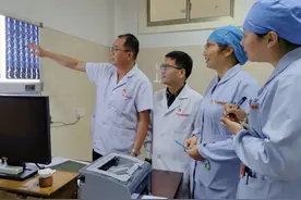 只需10分钟，就能微创治疗肩周炎！区方塔中医医院新开无痛下手法松解术图片