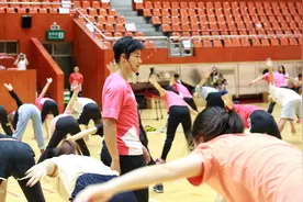 苏炳添副教授的飞人体育课，我们来暨大体验了一次！视频封面