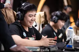 世冠人物志｜“渡劫”归来：物是人非，老将不死图片