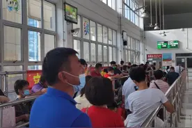 不再一等半小时！崇明出岛公交申崇线增班次，早高峰做到“一车清”图片