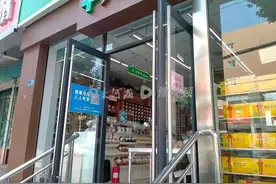 记者走访郑州多家药店：进店需扫码，禁售发烧感冒药图片