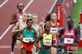 中国女子中长跑再创历史 王春雨800米获第五图片