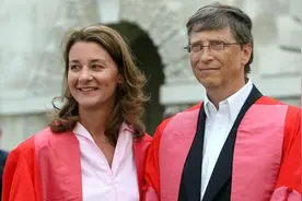 梅琳达·盖茨离婚之后为啥没改回娘家姓？美国法律有说道图片