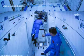 差点忘了，太空还有三个中国人！他们在太空过得怎么样？图片