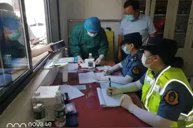 给儿子提前断奶后走上防控一线，她说：“儿子长大会为我骄傲”图片