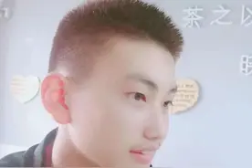 痛心！他才17岁……图片