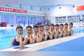 中国花游队长孙文雁摘银：选曲《我爱你中国》是想表达对祖国的热爱图片