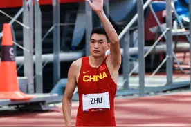 创造历史！朱亚明获得东京奥运会田径男子三级跳远银牌图片