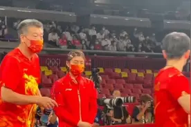 陈梦暂停时鼓励孙颖莎：怎么打都能赢！加油图片