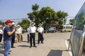 走！跟着书记看伍家岗重点项目图片