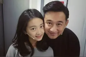 校方否认黄磊女儿黄多多被开除，粉丝会透露黄磊一家已报警图片