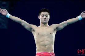 圆梦东京！跳水界“难度王”杨健夺银 专访启蒙教练：他很有“猴性”，练哭后总会坚持再来图片