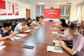 济南三院对工程项目管理人员进行廉政提醒谈话图片