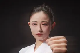 这个女神很能打！龚莉拿下女子空手道61公斤以上级铜牌图片