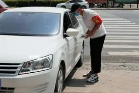 那一瞬间，华水的“00后们”长大了！图片
