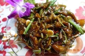 这道青茄子你吃过吗？香极了，儿子三天两头就要吃图片