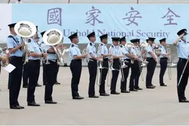 警员工资每月有望超4万！好消息，3.6万名香港警察要涨工资了图片