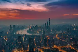 起步于开发腾飞于开放，从《不动摇》《大上海》等纪录片看浦东的过去与现在图片
