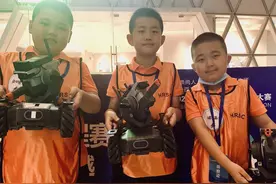 10岁少年有个机甲大师梦 | 达人秀图片
