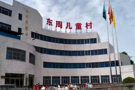 高墙外的“孤儿”②｜“儿童村”渐渐退出，救助之路已然宽阔图片