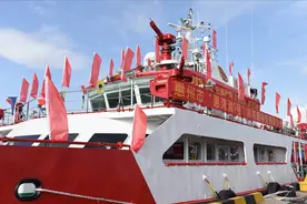 惠州市首艘消防船“惠湾消1号”正式列装服役图片