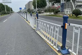 高温酷暑保平安｜撞坏护栏以为跑了就没事？肇事逃逸了解一下图片